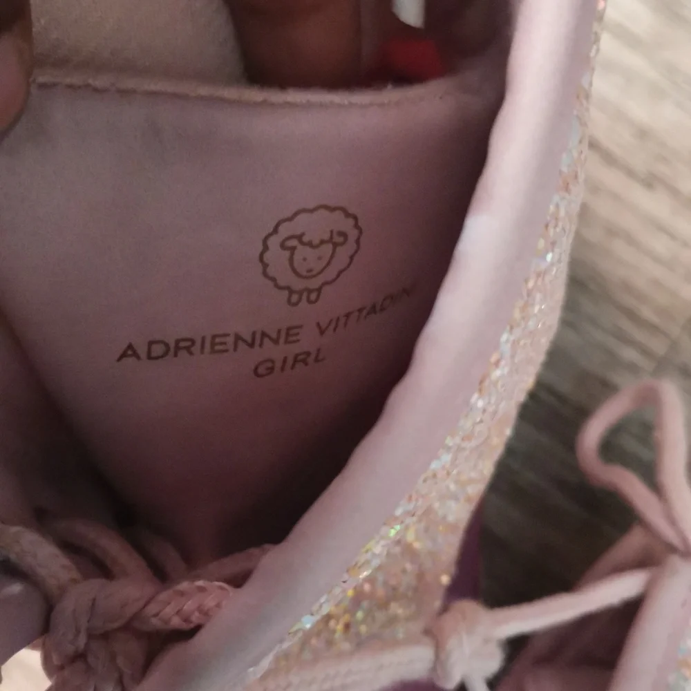 Adrienne Vittadini Duck Girl boot